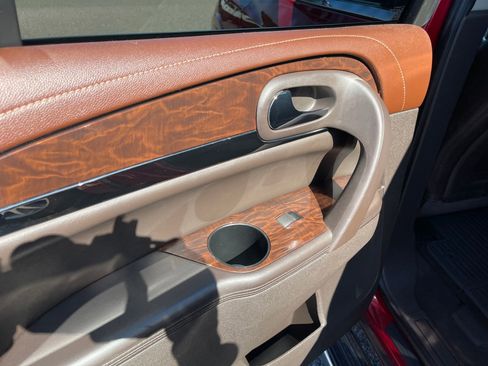 Used 2014 Buick Enclave Leather image 24