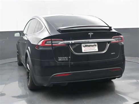 Used 2017 Tesla Model X 100D image 4