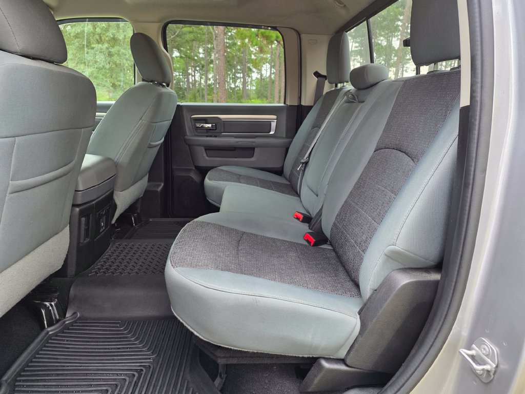 Used 2019 RAM 1500 Warlock AWD/4WD image 15
