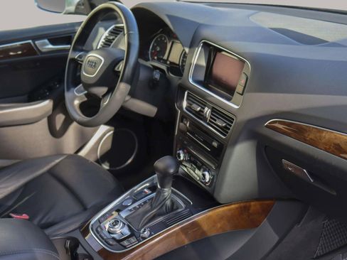 Used 2015 Audi Q5 2.0T Premium Plus w/ Technology Package image 38