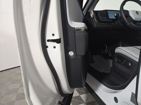 Used 2023 Rivian R1S Adventure AWD/4WD image 66