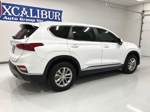 Used 2019 Hyundai Santa Fe SE FWD image 17