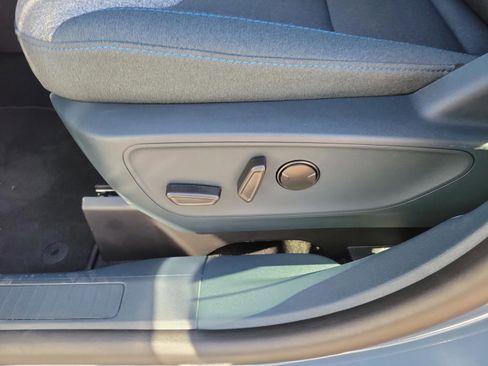 New 2025 Ford Maverick XLT w/ XLT Luxury Package image 10