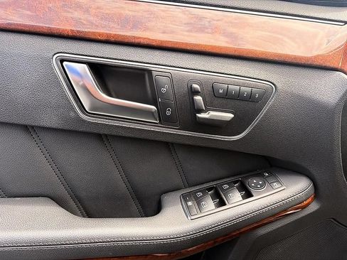 Used 2012 Mercedes-Benz E 350 Sedan image 13