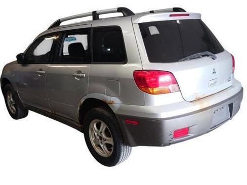 Used 2003 Mitsubishi Outlander LS AWD/4WD image 3