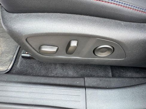 New 2026 Chevrolet Equinox EV RS image 11