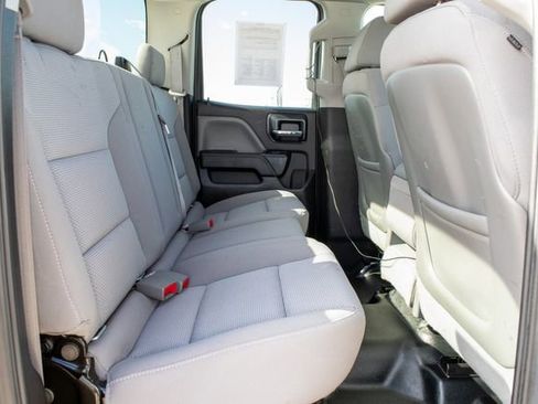 Used 2015 Chevrolet Silverado 2500 W/T image 30