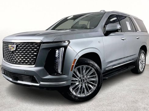 Used 2025 Cadillac Escalade Premium Luxury image 15