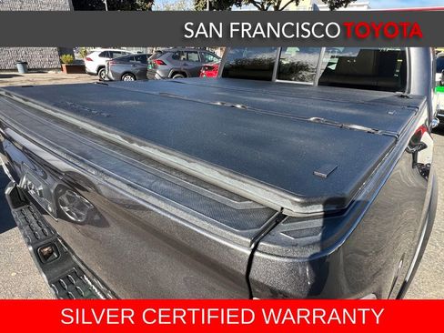 Certified 2016 Toyota Tacoma Limited image 39