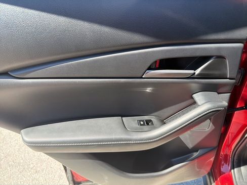 Used 2022 MAZDA CX-30 AWD 2.5 S w/ Select Package image 13