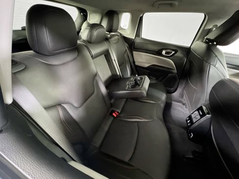 Used 2022 Jeep Compass Limited w/ Elite Group image 24