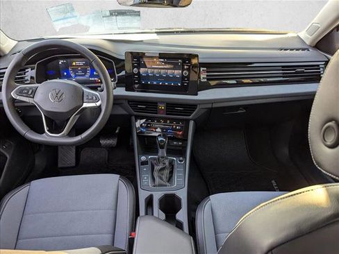 New 2026 Volkswagen Jetta SE image 13