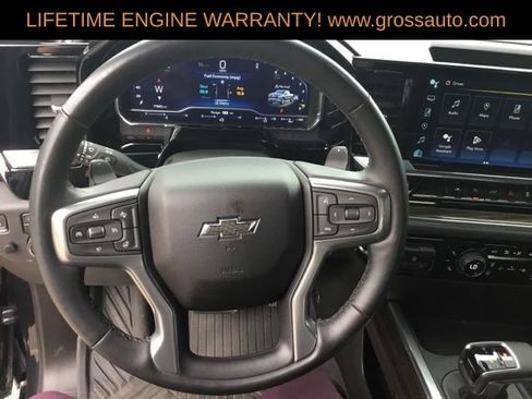 Used 2023 Chevrolet Silverado 1500 RST AWD/4WD image 16