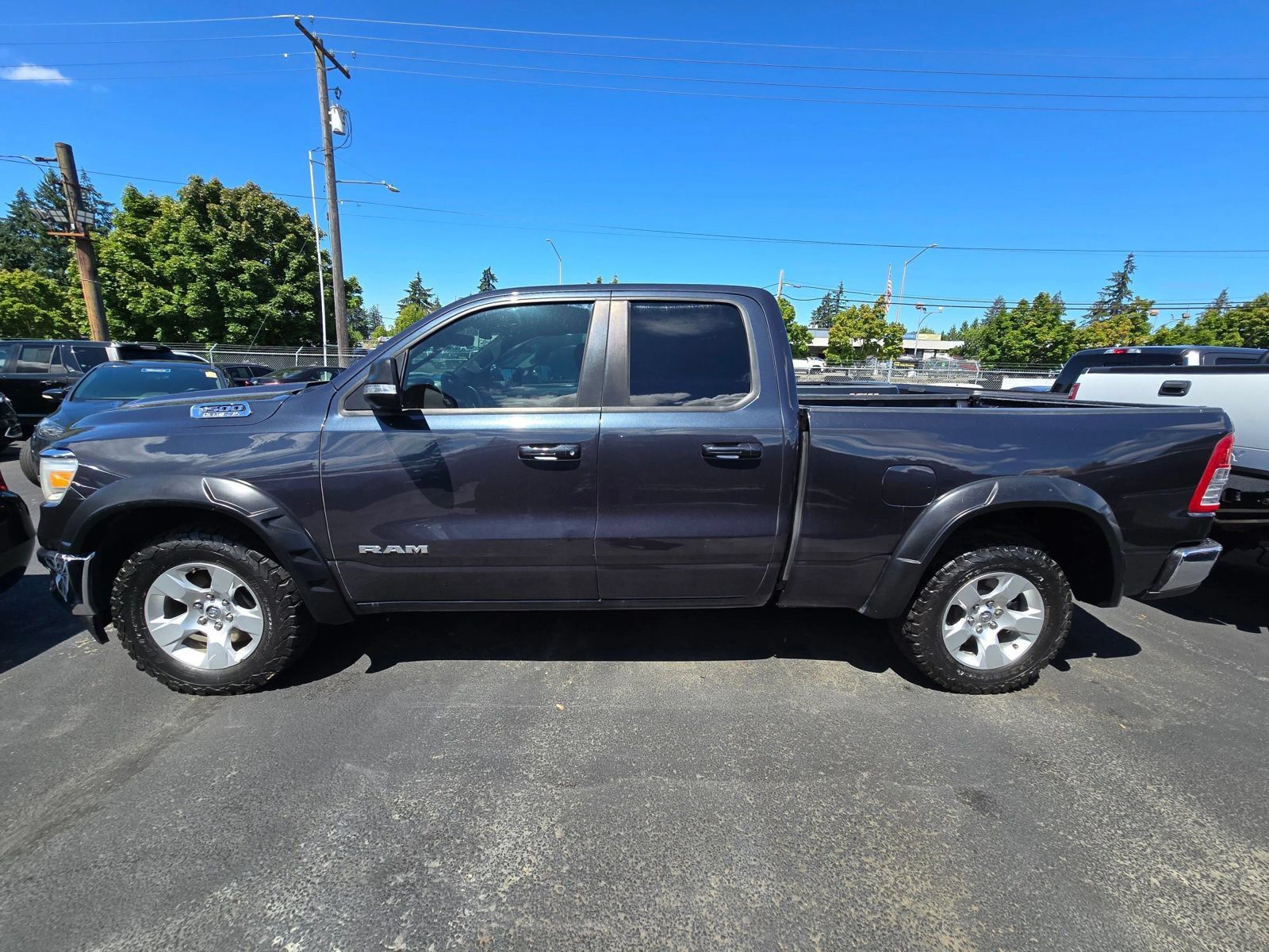Used 2021 RAM 1500 Big Horn AWD/4WD image 2