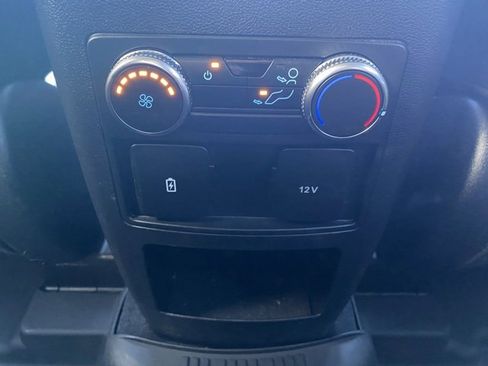 Used 2021 Ford Explorer XLT w/ Equipment Group 202A image 21