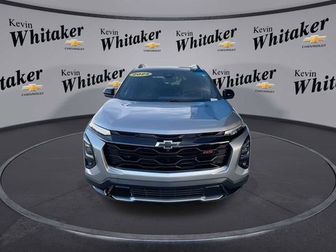 Used 2025 Chevrolet Equinox RS w/ Safety and Technology Package image 3