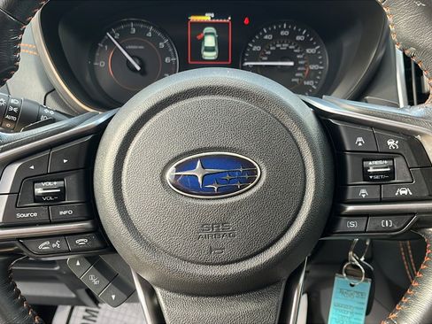Used 2020 Subaru Crosstrek 2.0i Premium image 11