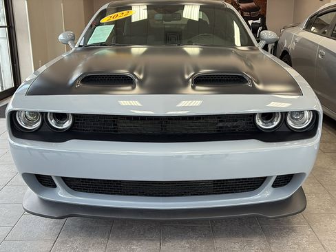 Used 2022 Dodge Challenger SRT Hellcat image 2