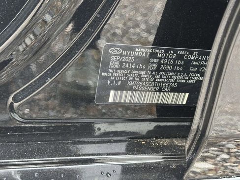 New 2026 Genesis G70 2.5T image 13