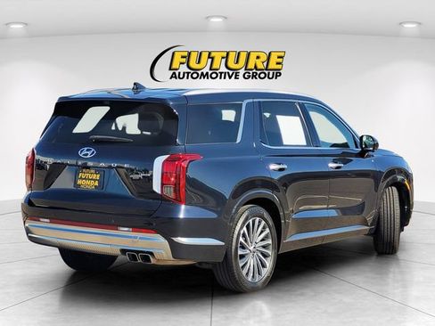 Used 2024 Hyundai Palisade Calligraphy AWD/4WD image 4