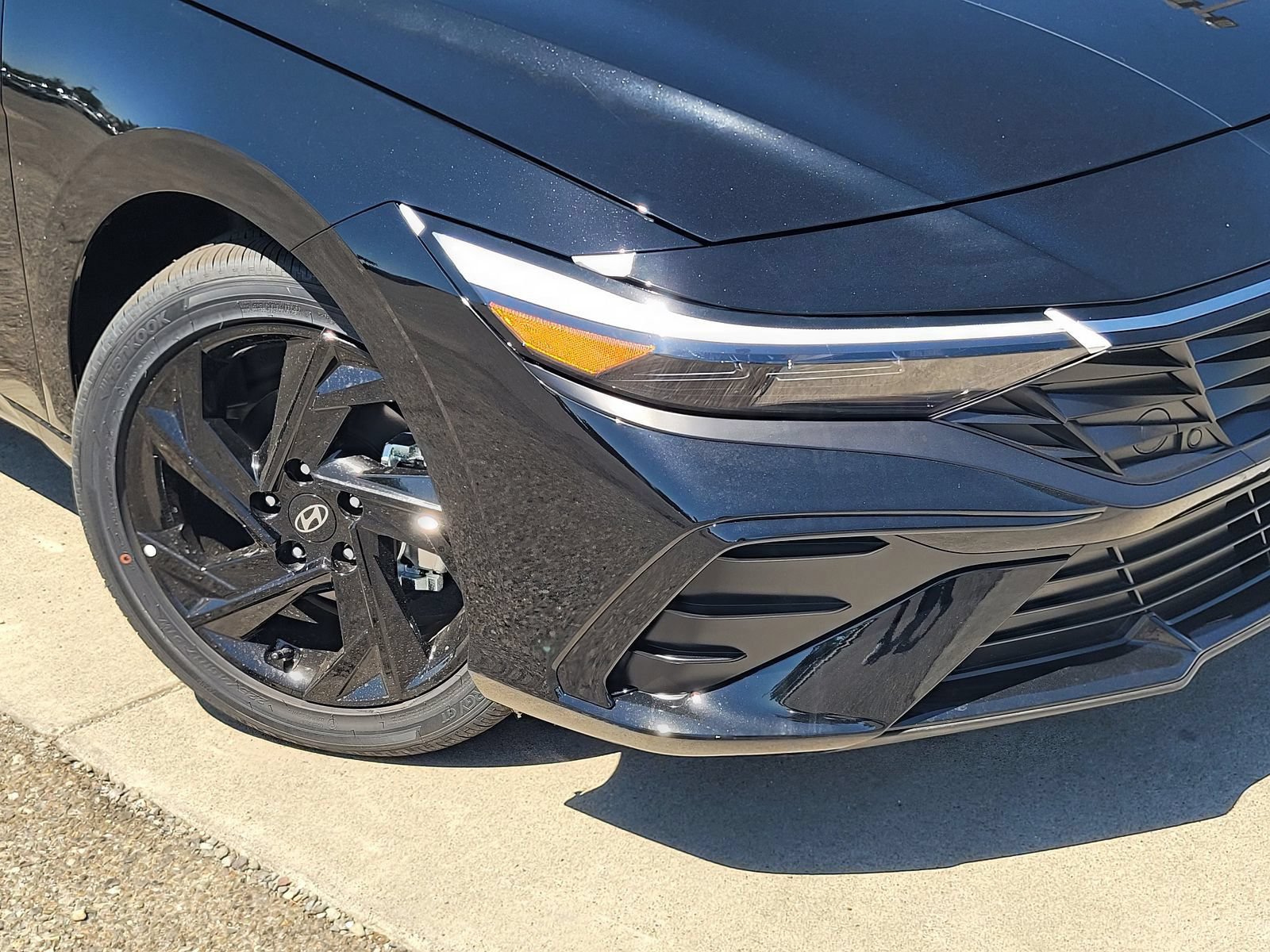 New 2026 Hyundai Elantra SEL Sport Premium FWD image 6
