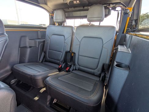 Used 2021 Ford Bronco Badlands image 27