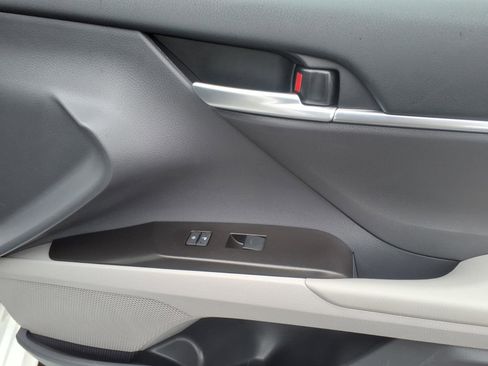 Certified 2024 Toyota Camry LE image 8