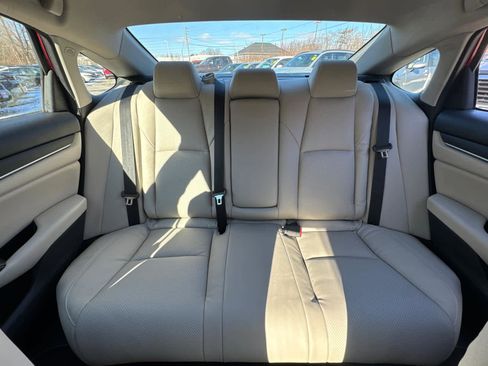 Used 2018 Honda Accord LX image 30