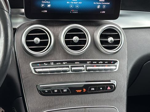 Certified 2021 Mercedes-Benz GLC 300 4MATIC image 33