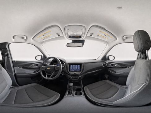 Used 2021 Chevrolet TrailBlazer LT w/ Convenience Package FWD image 18