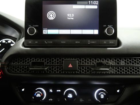 Used 2025 Honda HR-V Sport image 19