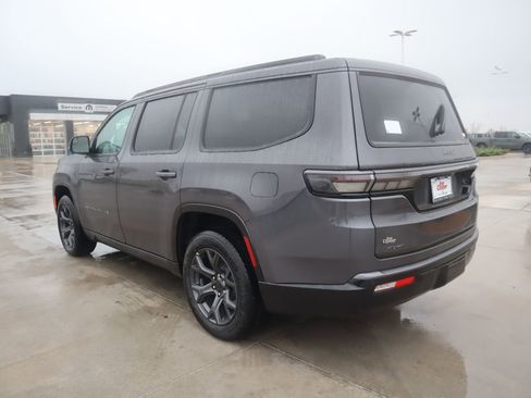 New 2026 Jeep Grand Wagoneer Limited AWD/4WD image 25