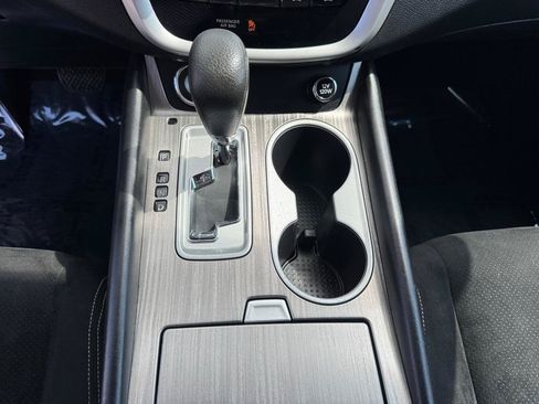 Used 2016 Nissan Murano S AWD/4WD image 32