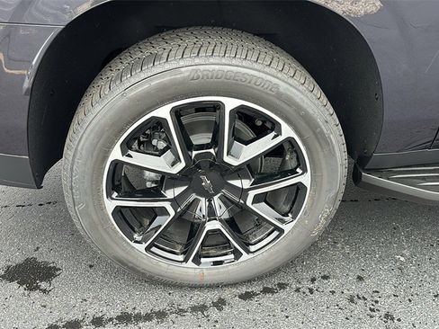 New 2026 Chevrolet Suburban RST w/ Comfort Package image 9