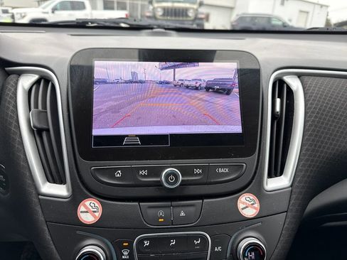 Used 2024 Chevrolet Malibu LT image 51