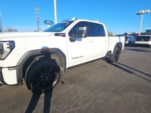Used 2024 GMC Sierra 2500 AT4 w/ AT4 Premium Plus Package image 1