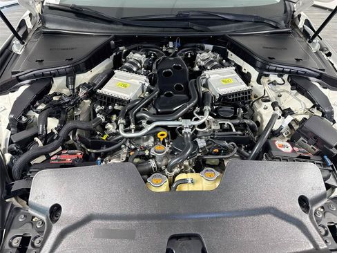 Used 2017 INFINITI Q50 3.0t Premium w/ Cargo Package (L95) RWD image 28