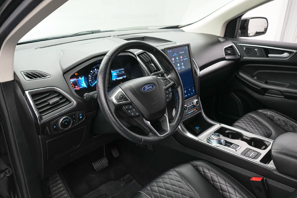 Certified 2023 Ford Edge Titanium AWD/4WD image 12