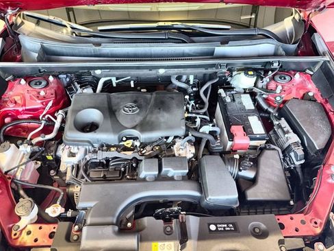 Used 2024 Toyota RAV4 XLE Premium FWD image 26