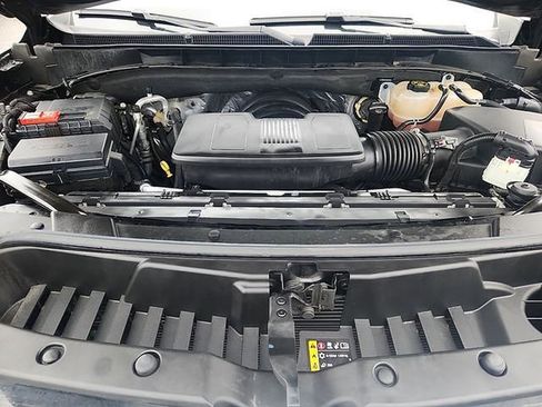 Certified 2023 GMC Yukon AT4 w/ AT4 Premium Plus Package AWD/4WD image 28