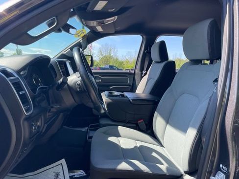 Used 2022 RAM 1500 Big Horn AWD/4WD image 11