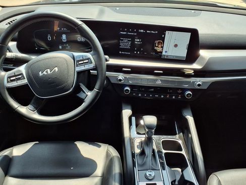 Certified 2024 Kia Telluride LX FWD image 13