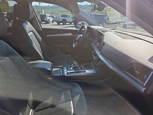 Used 2019 Audi Q5 2.0T Premium Plus w/ Premium Plus Package image 19