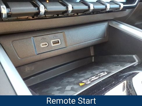 New 2026 Chevrolet Colorado Z71 w/ Technology Package AWD/4WD image 8