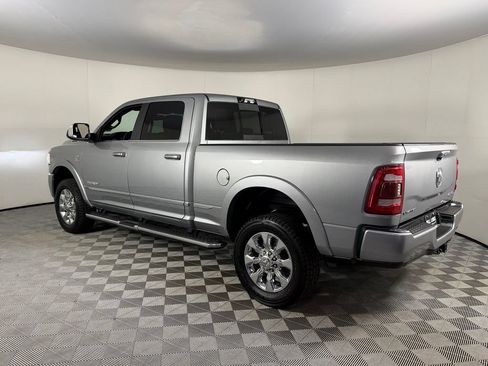 Used 2022 RAM 2500 Limited w/ Body Color Bumper Group AWD/4WD image 8