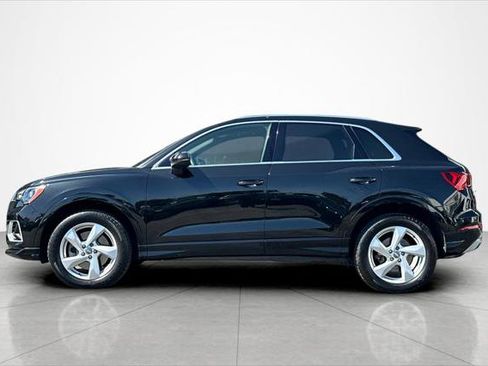 Used 2020 Audi Q3 2.0T Premium w/ Convenience Package image 2