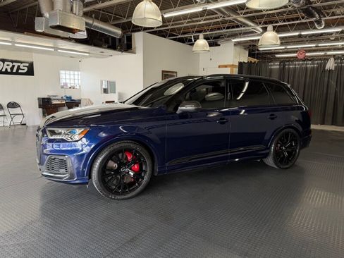 Used 2021 Audi SQ7 Prestige w/ Prestige Package image 6