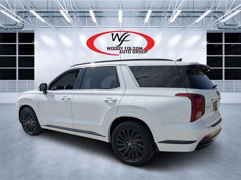 Used 2024 Hyundai Palisade Calligraphy image 5