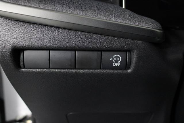 Certified 2026 Nissan Kicks SV w/ Cold Weather Package FWD image 24