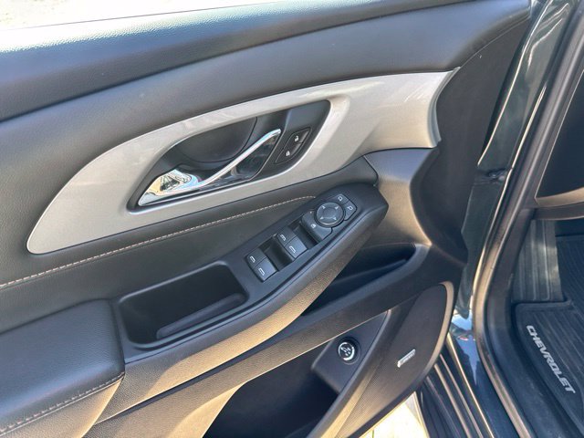 Used 2020 Chevrolet Traverse LT w/ LT Premium Package AWD/4WD image 22